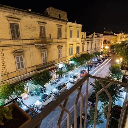 Turenum Apartment Trani Exterior photo