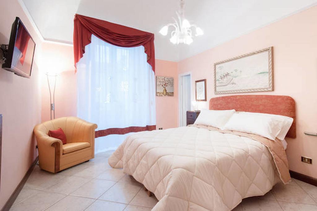 Turenum Apartment Trani Exterior photo