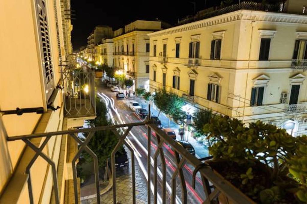 Turenum Apartment Trani Exterior photo